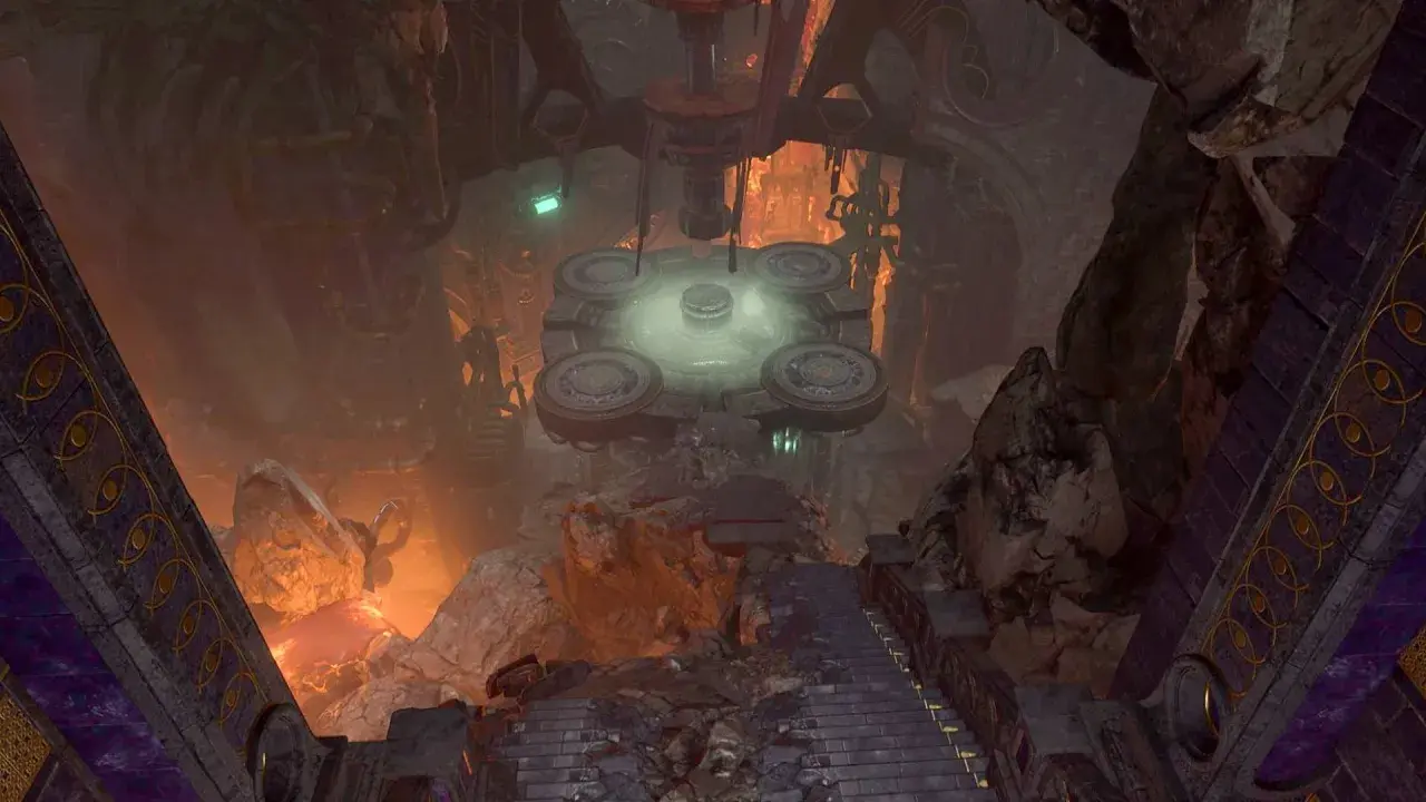 Mroczna, skalista jaskinia z centralną platformą i schodami prowadzącymi w dół. To tajemnicza kuznia adamantyny w Baldur's Gate 3.
