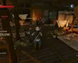 Wiedźmin 3: Spis cudzołożnic. Geralt w tawernie, gdzie zadanie "Spis cudzołożnic" zostało zaktualizowane. Pomóż Zoltanowi przegonić włóczęgów.