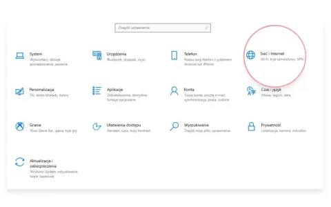 Ustawienia Windows: "Sieć i Internet" to miejsce, gdzie sprawdzisz kartę sieciową, Wi-Fi i VPN.