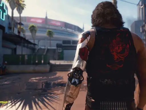Cyberpunk 2077: ile godzin gry? Mężczyzna z cybernetycznym ramieniem i symbolem Samuraja na kamizelce w futurystycznym mieście.