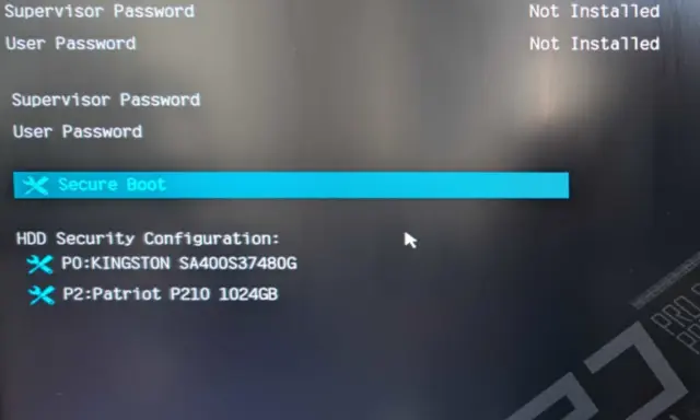 Ekran BIOS z opcją "Secure Boot". Jak włączyć secure boot? Wybierz opcję "Secure Boot" i skonfiguruj ustawienia.