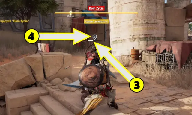 Assassin's Creed Origins poradnik: Bayek wyrusza na misję w "Domu Życia". Strzałki wskazują cele.